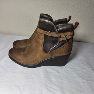 UGG Australia Waterproof Brown Leather Wedge Ankle Boots 1008017 Womens 8